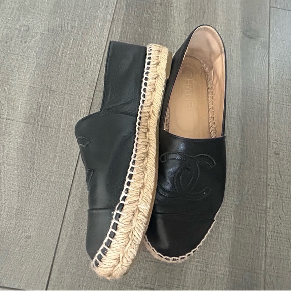Chanel Black espadrilles 💗 - Picture 2 of 3